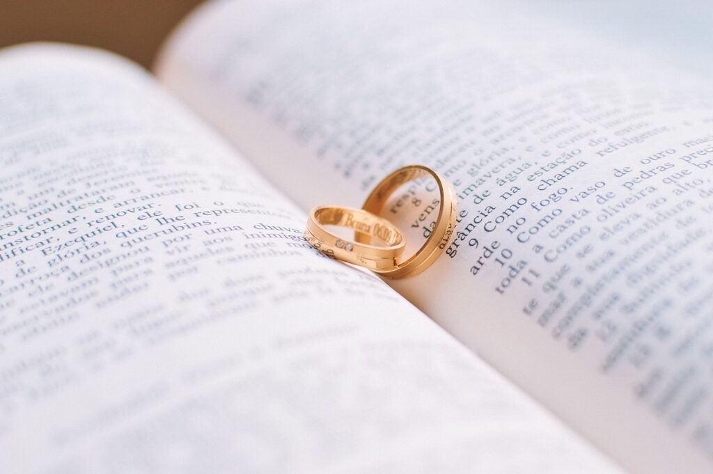 婚活アプリと結婚相談所の違いは何？